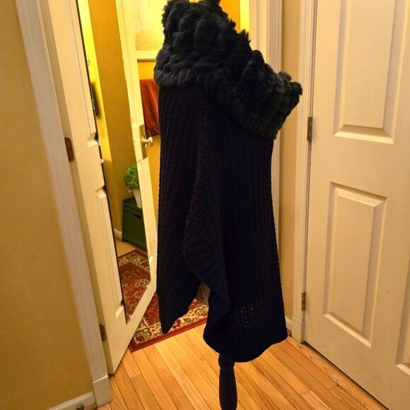 DOLCE CABO NAVY KNITTED PONCHO WITH FULL COLLAR - Picture 5 of 6